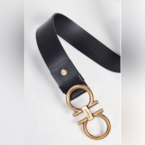 Salvatore Ferragamo Men's Black Oversized Double Gancini Leather